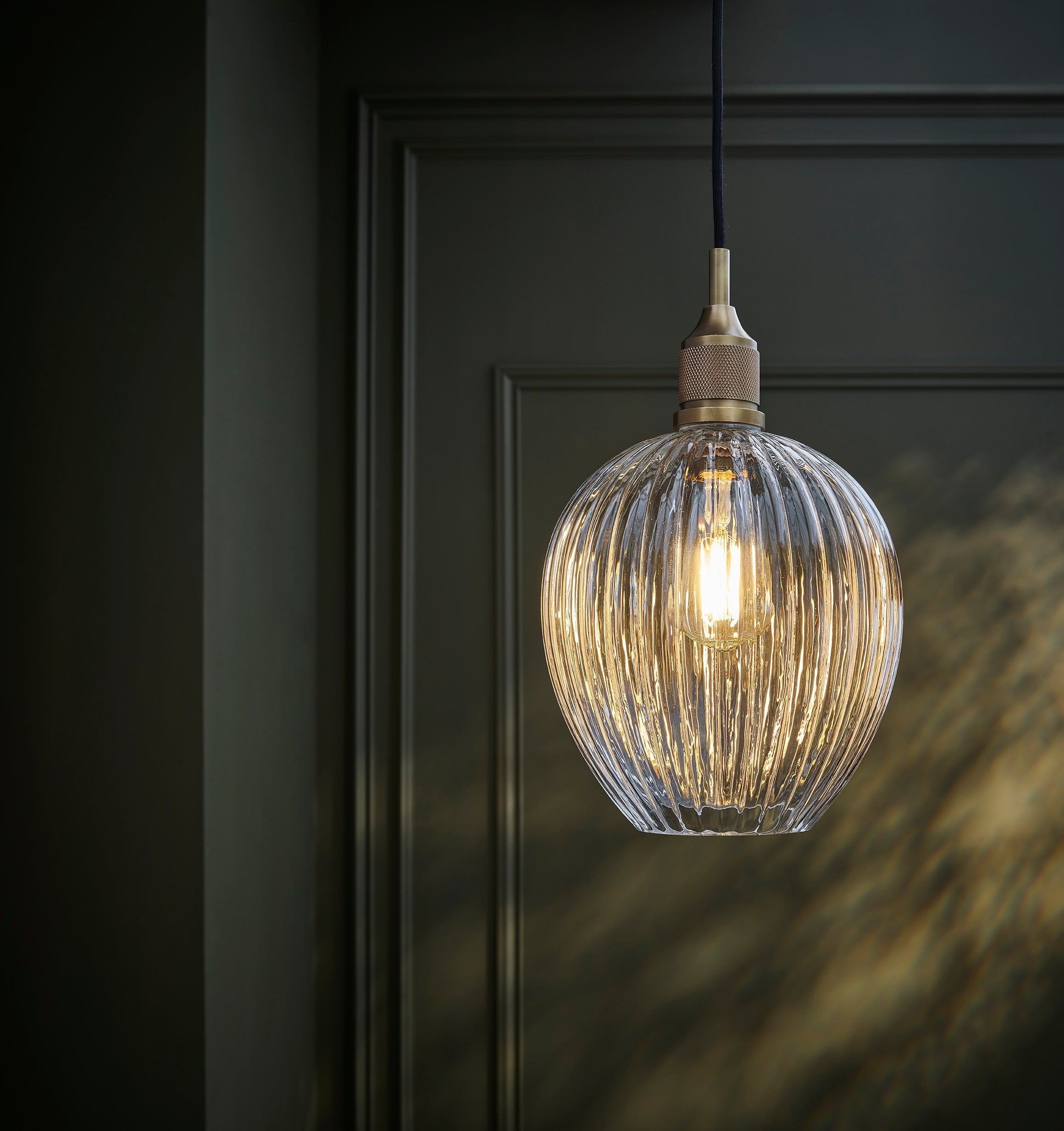 Noho Glass Ribbed Tulip Pendant Light - 9 Inch