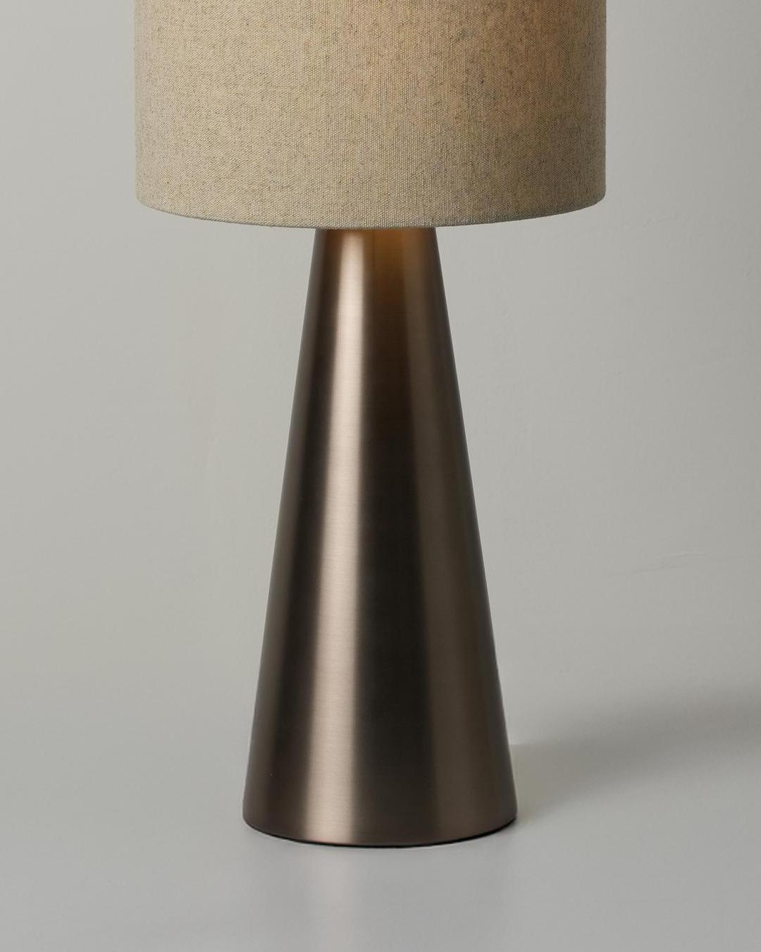 Thornham Cone Table Lamp - Bronze